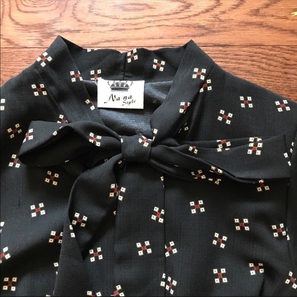 ✨Host Pick✨Black Patterned Fit and Flare Dress - Picture 2 of 3